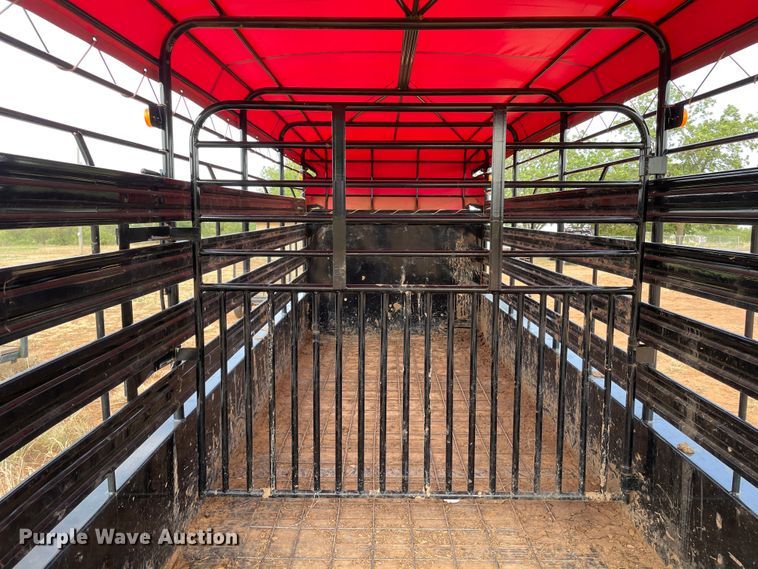 image for item DN5081 2013 W-W Roustabout  livestock trailer