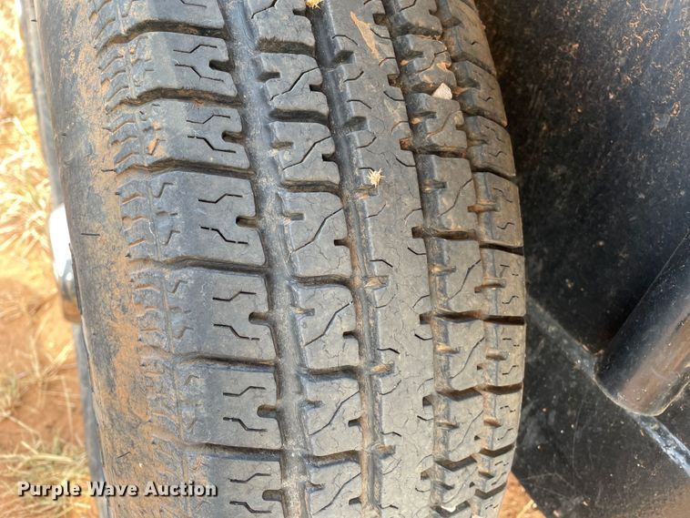 image for item DN5081 2013 W-W Roustabout  livestock trailer