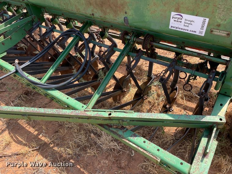 image for item DN5084 John Deere 8200  grain drill