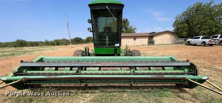 image for item DN5085 1985 John Deere 3830  windrower