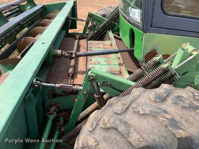 image for item DN5085 1985 John Deere 3830  windrower