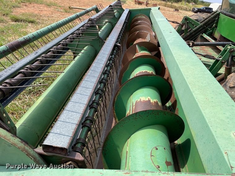 image for item DN5085 1985 John Deere 3830  windrower