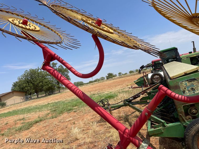 image for item DN5087 Tonutti RCS10  hay rake