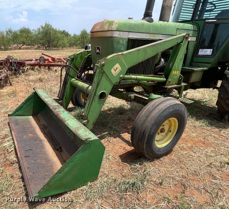 image for item DN5091 1973 John Deere 4430  tractor