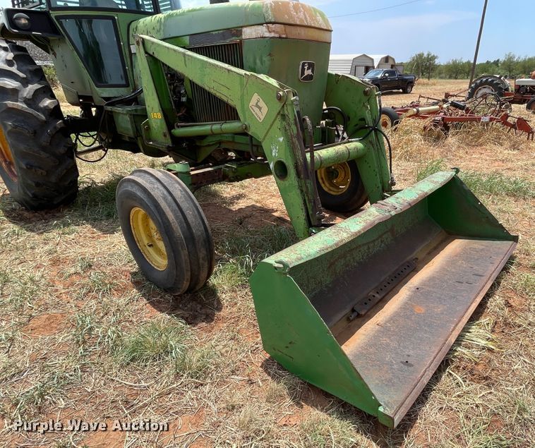 image for item DN5091 1973 John Deere 4430  tractor