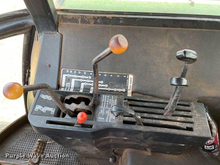 image for item DN5091 1973 John Deere 4430  tractor