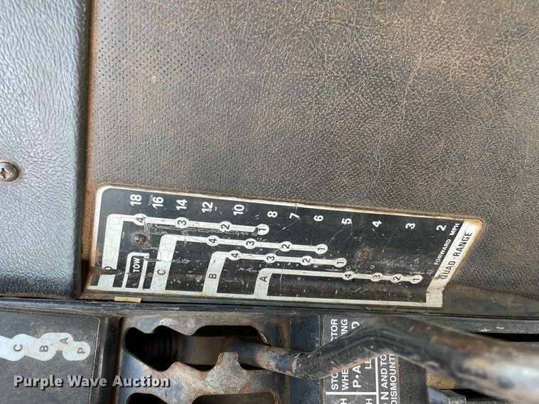 image for item DN5091 1973 John Deere 4430  tractor