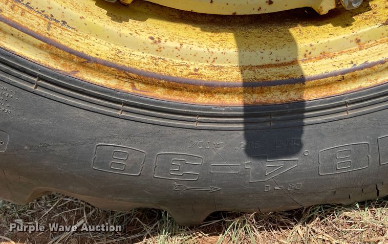 image for item DN5091 1973 John Deere 4430  tractor