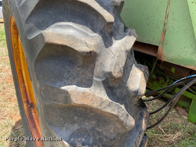 image for item DN5091 1973 John Deere 4430  tractor