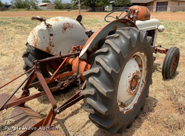 image for item DN5094 Ford 600  tractor