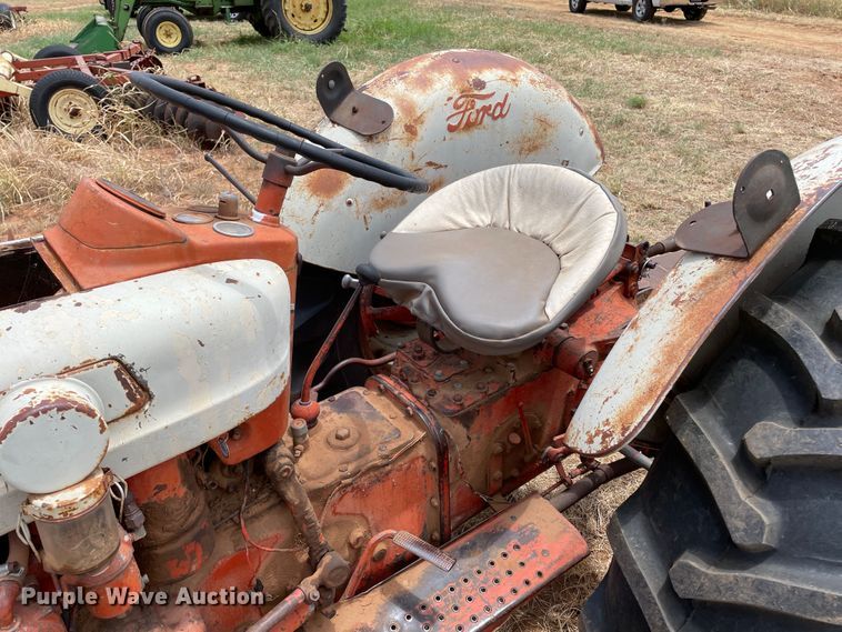 image for item DN5094 Ford 600  tractor