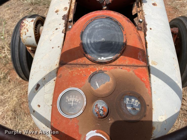 image for item DN5094 Ford 600  tractor