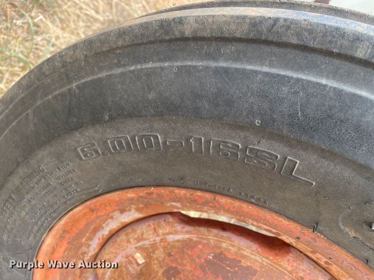 image for item DN5094 Ford 600  tractor