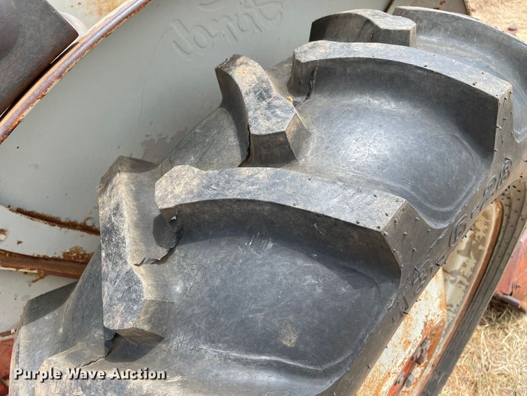 image for item DN5094 Ford 600  tractor