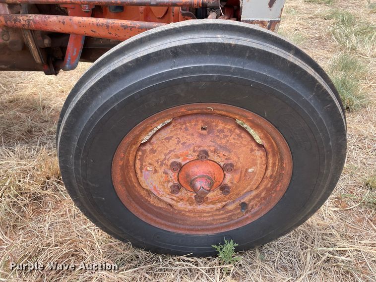 image for item DN5094 Ford 600  tractor