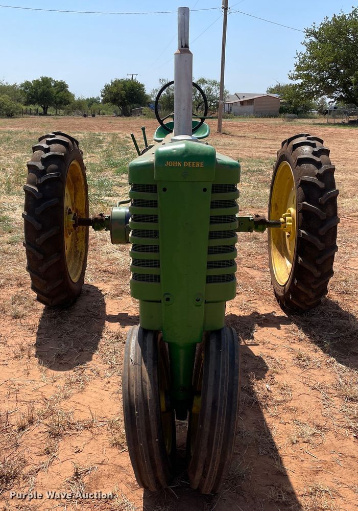 image for item DN5096 John Deere B  tractor