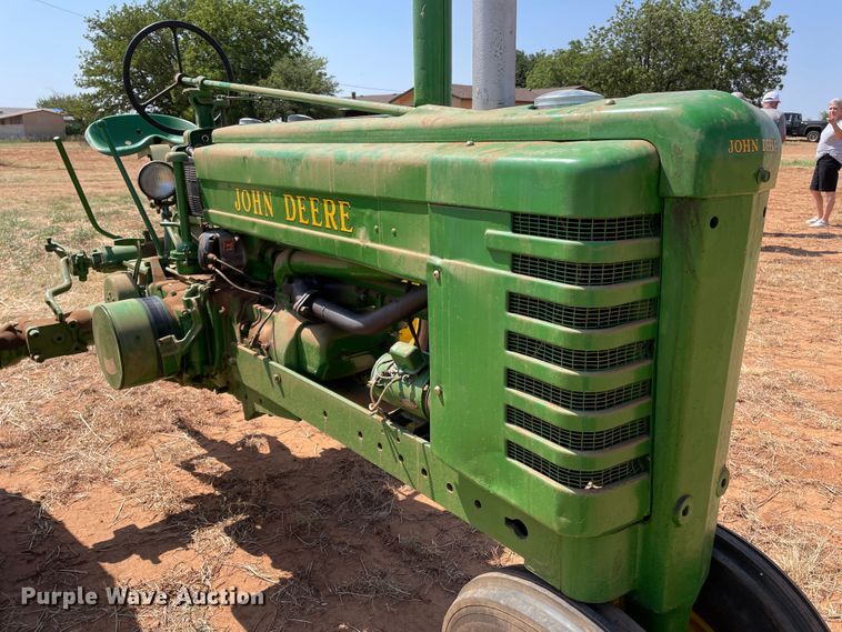 image for item DN5096 John Deere B  tractor