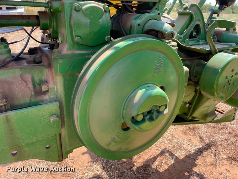 image for item DN5096 John Deere B  tractor