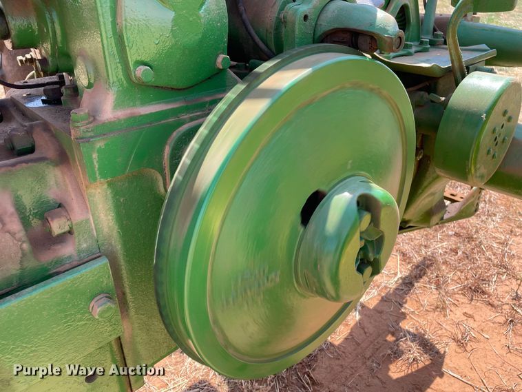 image for item DN5096 John Deere B  tractor