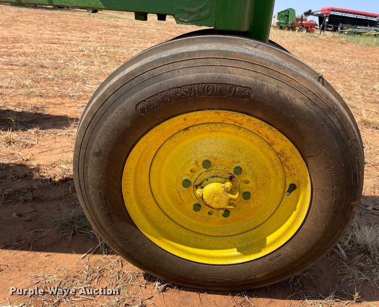 image for item DN5096 John Deere B  tractor