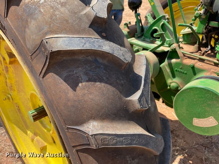 image for item DN5096 John Deere B  tractor