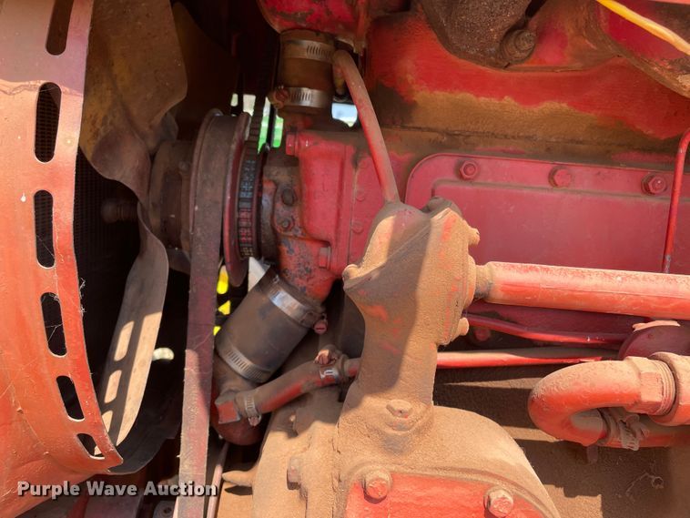 image for item DN5097 Farmall 400  tractor