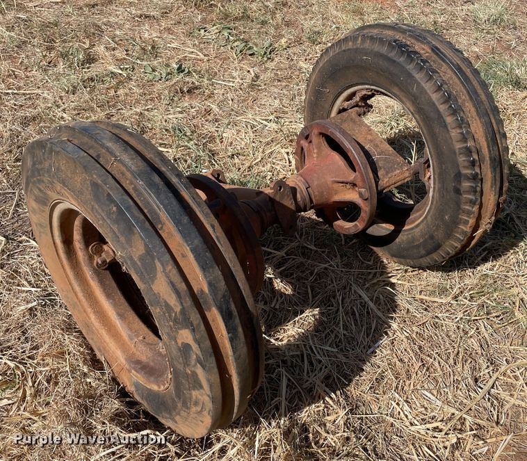 image for item DN5097 Farmall 400  tractor