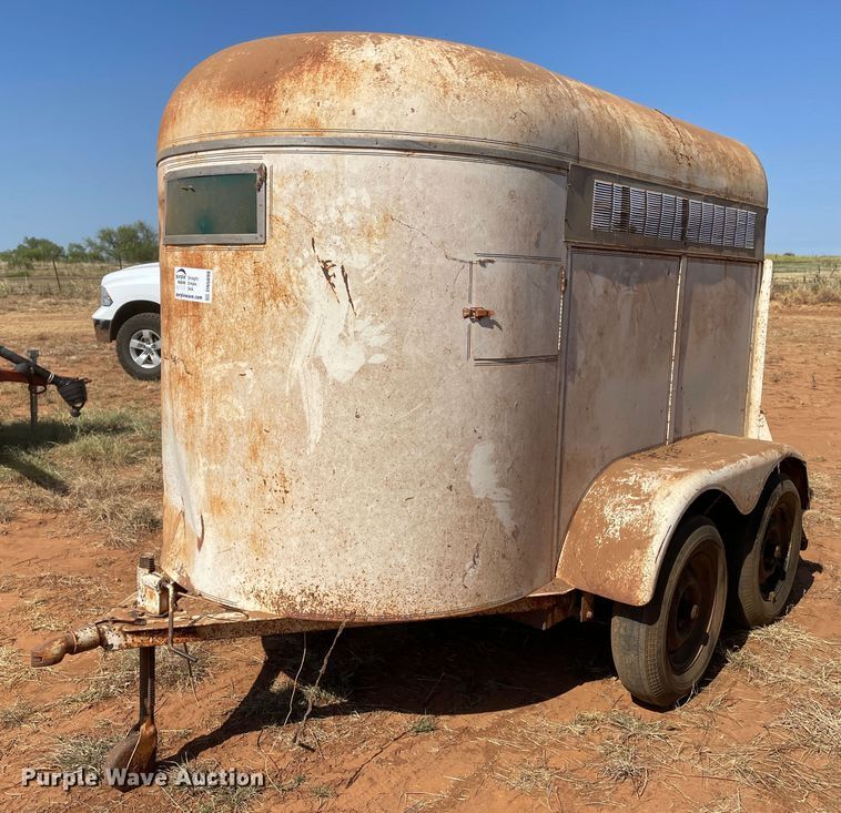 image for item DN5098 1970 Linville  livestock trailer