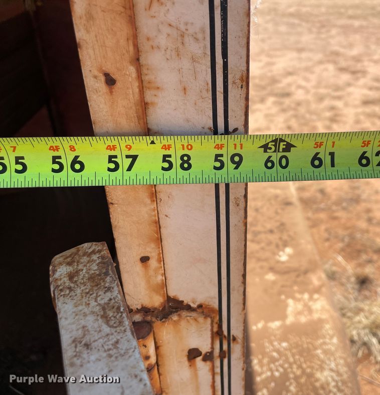 image for item DN5098 1970 Linville  livestock trailer