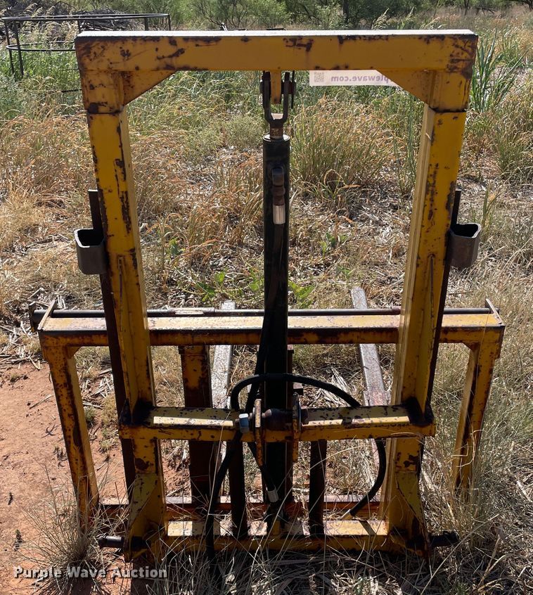 image for item DN5099 46"L bale spear