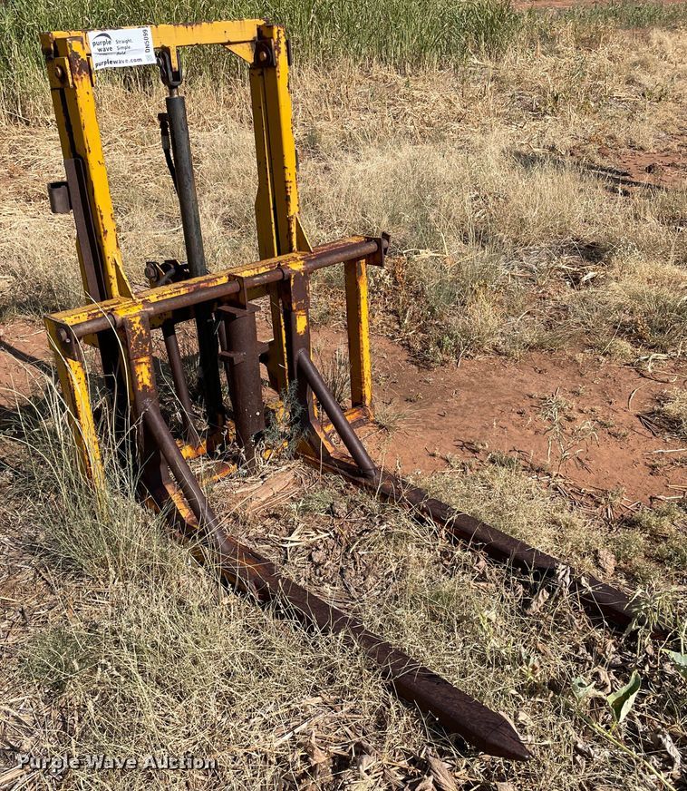 image for item DN5099 46"L bale spear