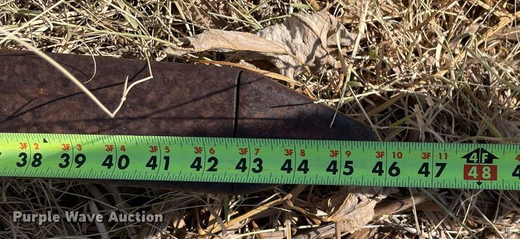 image for item DN5099 46"L bale spear