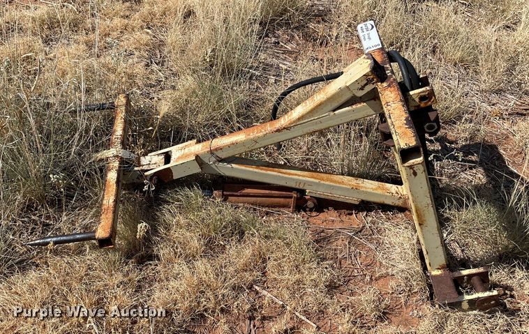 image for item DN5100 K&M Hay King 30-8  bale spear