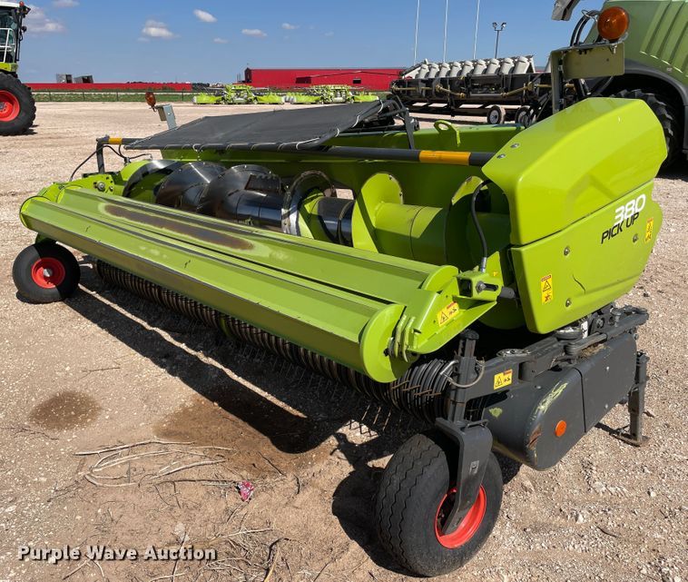image for item DN5125 2018 Claas 380  pickup head