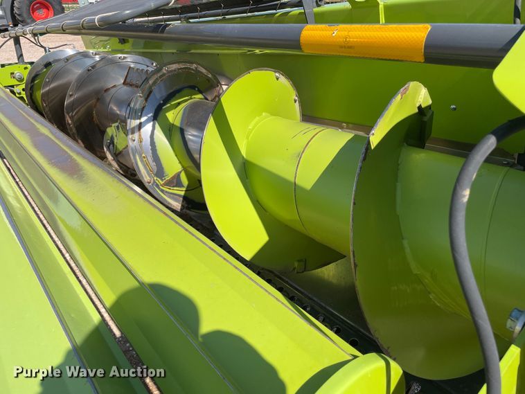 image for item DN5125 2018 Claas 380  pickup head