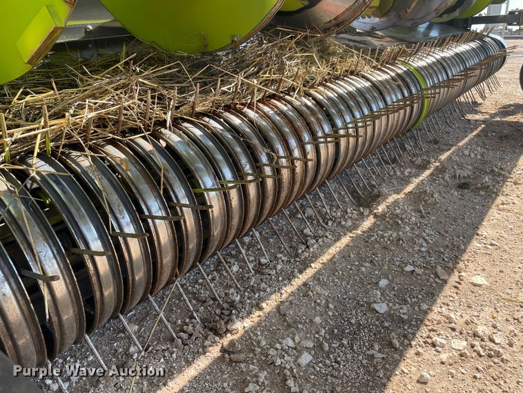 image for item DN5125 2018 Claas 380  pickup head