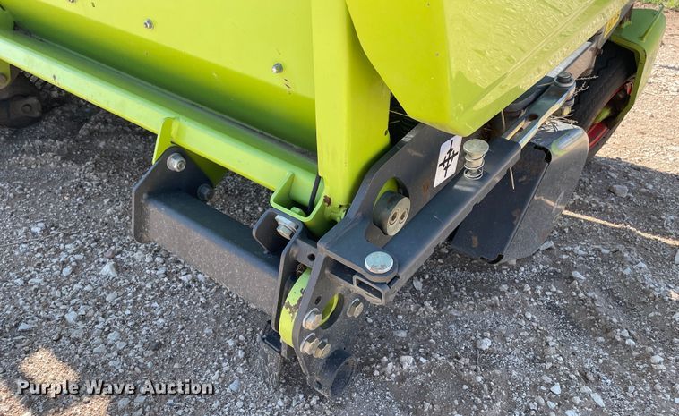 image for item DN5125 2018 Claas 380  pickup head