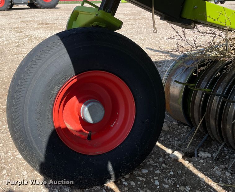 image for item DN5125 2018 Claas 380  pickup head