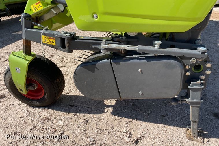 image for item DN5126 2018 Claas 380  pickup head