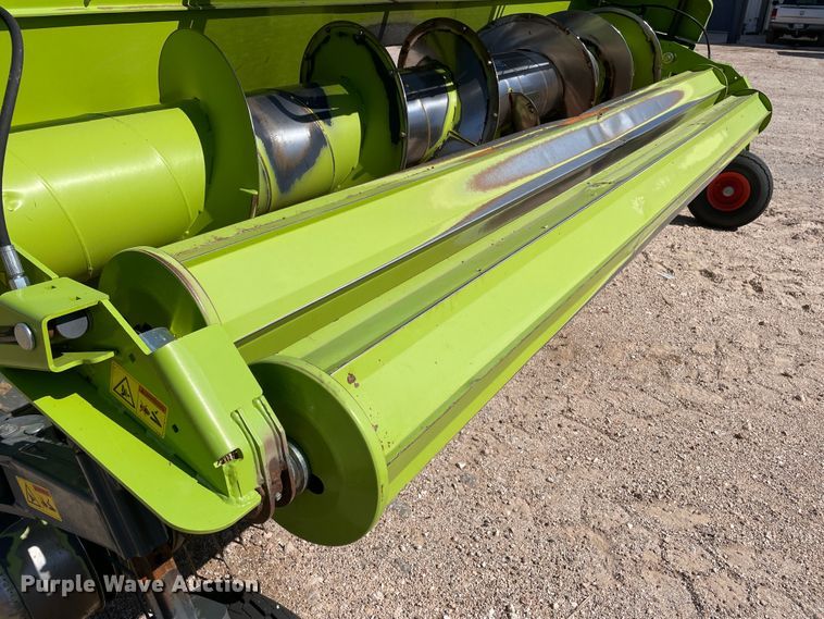 image for item DN5126 2018 Claas 380  pickup head