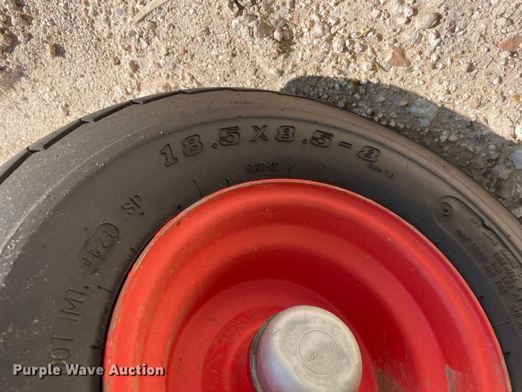 image for item DN5126 2018 Claas 380  pickup head