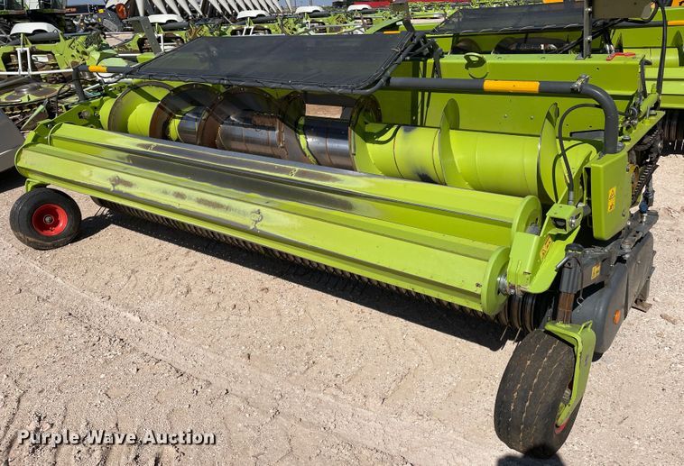 image for item DN5127 2018 Claas 380  pickup head