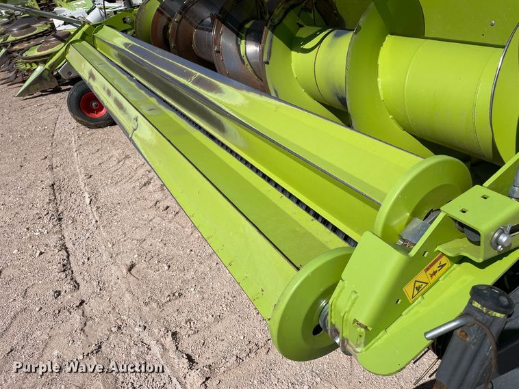 image for item DN5127 2018 Claas 380  pickup head