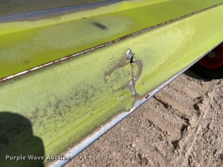 image for item DN5127 2018 Claas 380  pickup head