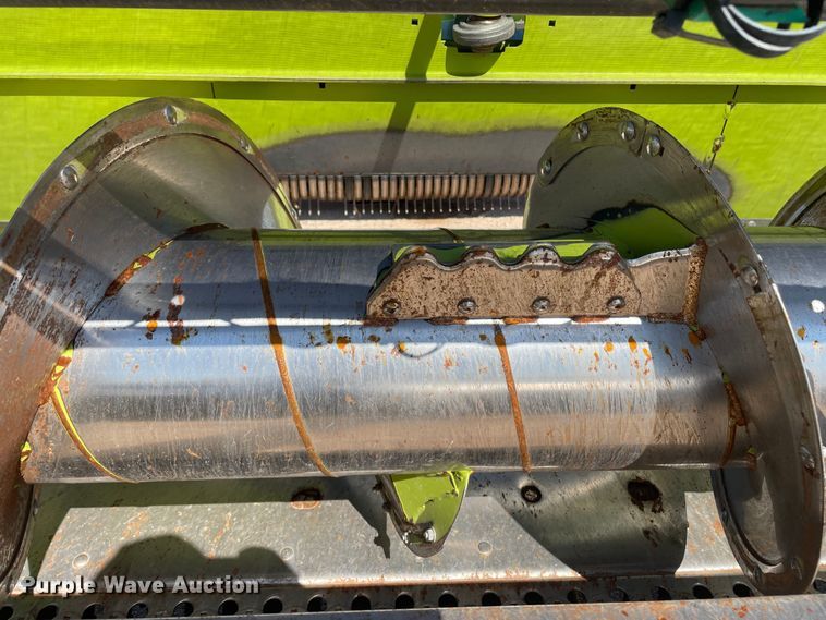 image for item DN5127 2018 Claas 380  pickup head