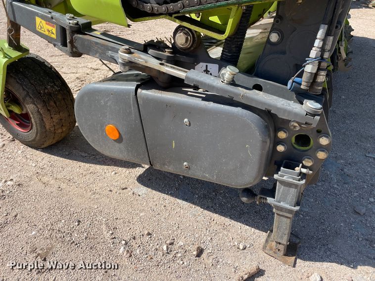 image for item DN5127 2018 Claas 380  pickup head