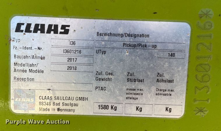 image for item DN5127 2018 Claas 380  pickup head