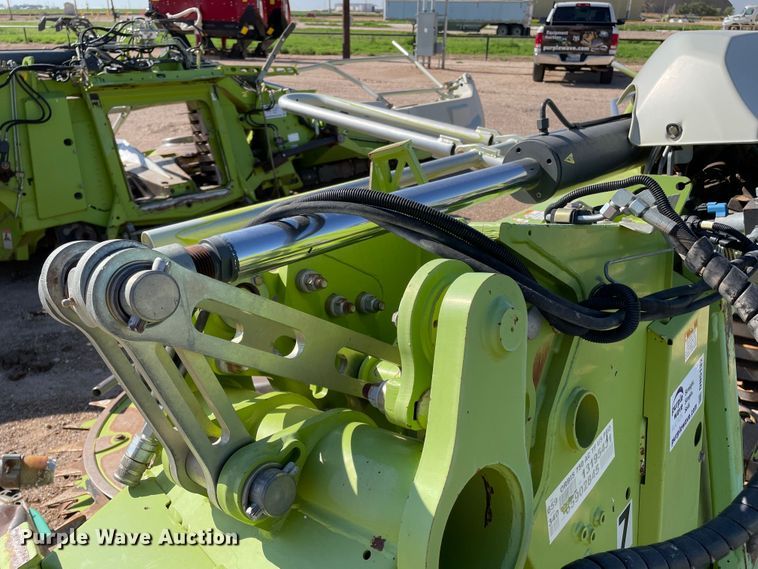 image for item DN5132 2015 Claas Orbis 750  rotary forage head