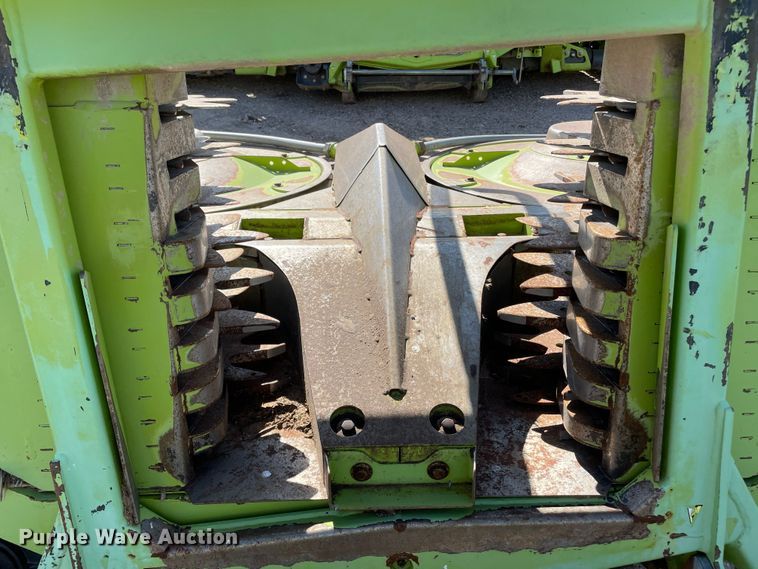 image for item DN5132 2015 Claas Orbis 750  rotary forage head