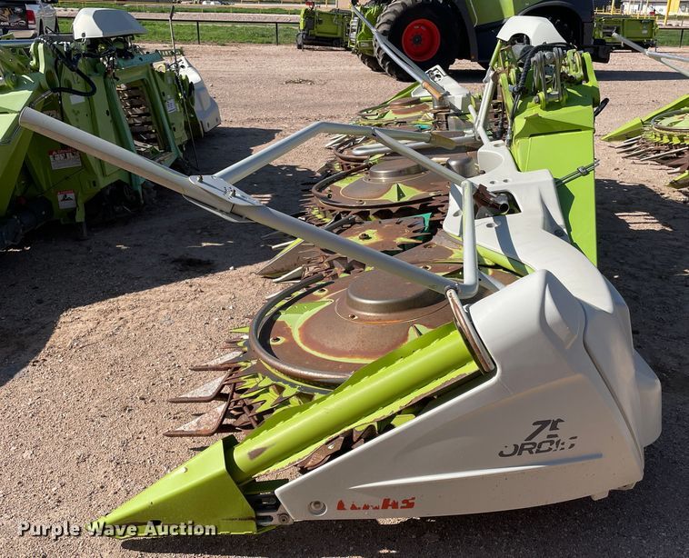 image for item DN5134 2015 Claas Orbis 750  rotary forage head